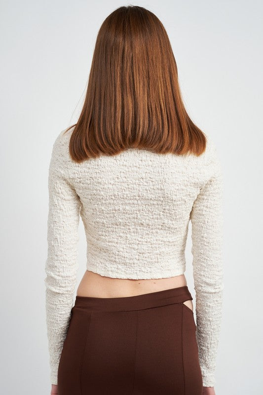 ROUND NECK FITTED TOP WITH CUT OUT DETAIL