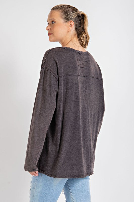 MINERAL WASHED ROUND NECKLINE LONG SLEEVES TOP